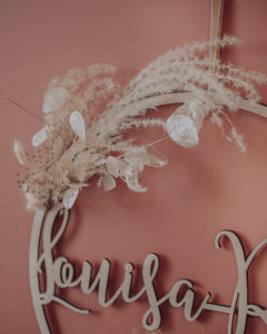 custom wreath mural dried flowers