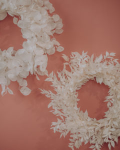 wall crown dried flower